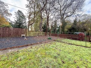 Photo 11- click for photo gallery